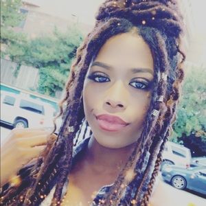 Meet your Posher, Britnee